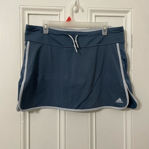 Adidas skort  - Picture 1 of 6